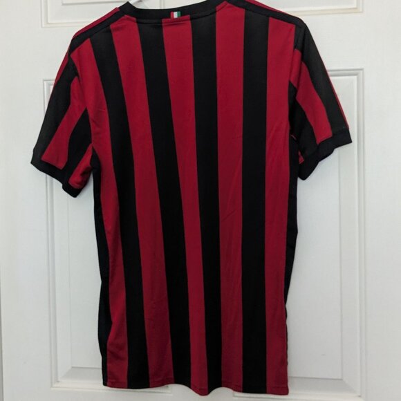 2017/18 Retro AC Milan Soccer Jersey Men’s Size M - Picture 8 of 12